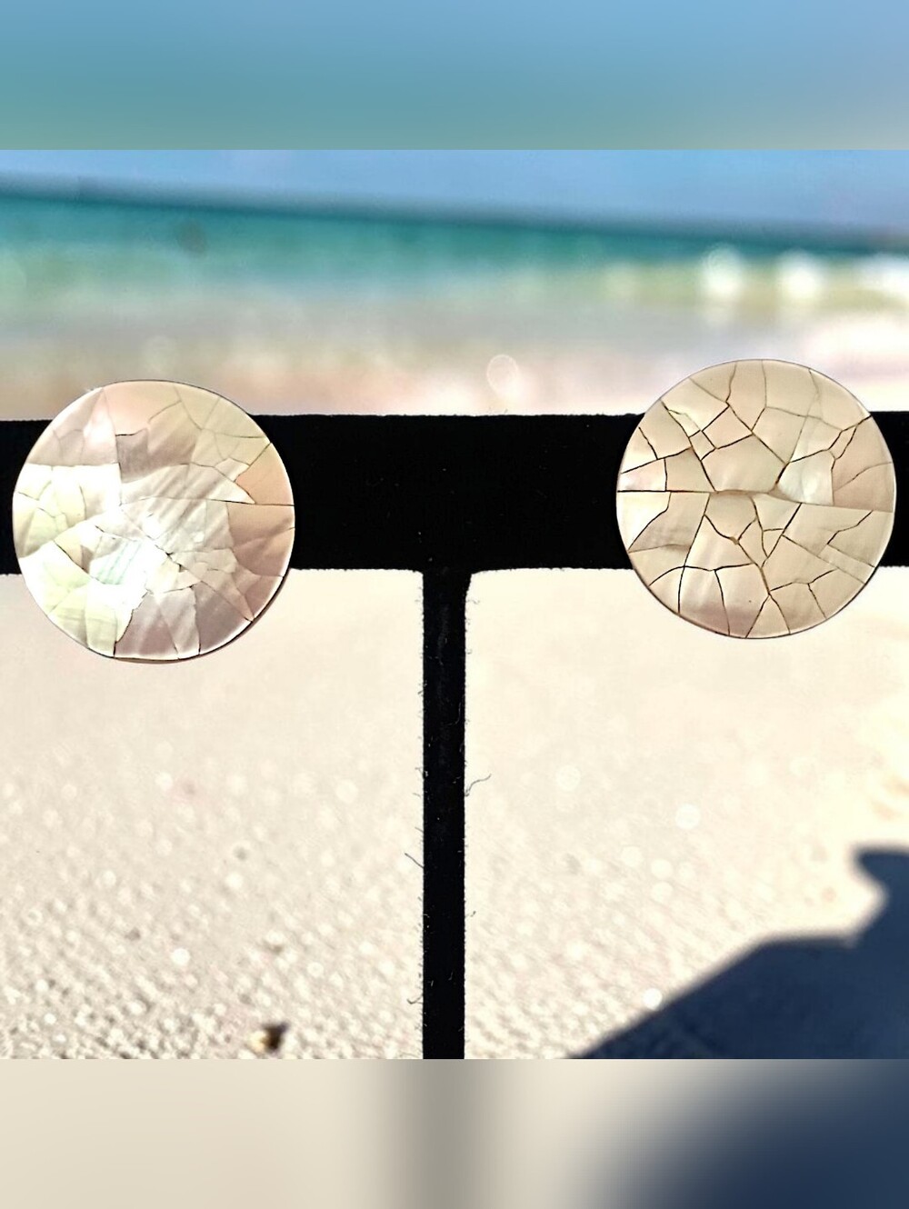 Vtg Mother of Pearl Mosaic Inlay Earrings Pierced Abalone Shell Round Disc Retro